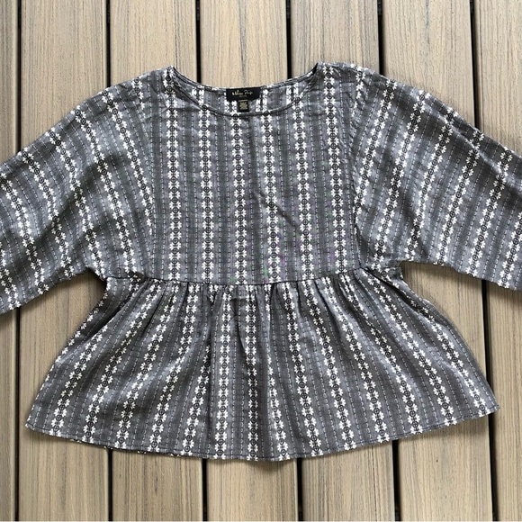 Melissa Paige Black & White Floral Print Balloon Sleeve Top Size S Petite - Picture 4 of 9